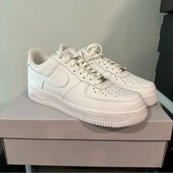 Nike | Shoes | New Nike Air Force 7 Low Triple White  display picture 2